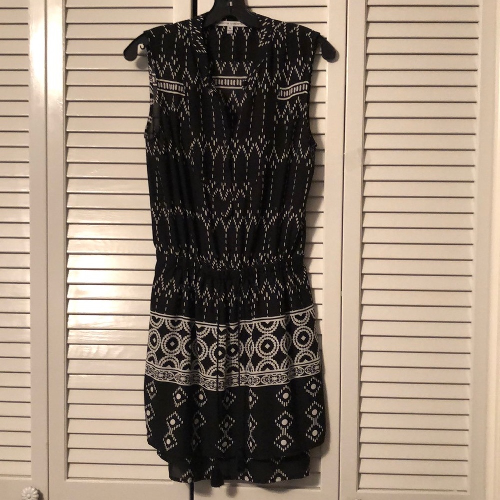 Sleeveless dress
